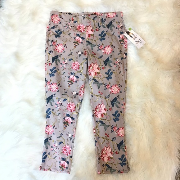 MIXIT Womens Tan Floral Slit Leg Stretch Crop Pants Jeggings Size Medium - Picture 3 of 11